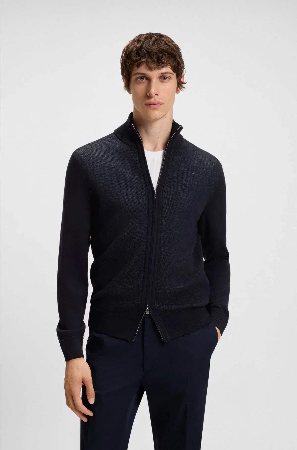 ZIP-UP CARDIGAN IN VIRGIN WOOL